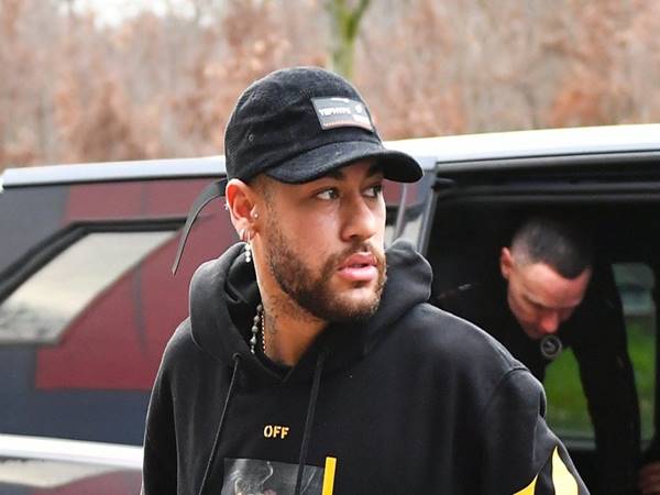 Tin PSG 23/12: Neymar đã trở lại PSG hội quân cùng đồng đội